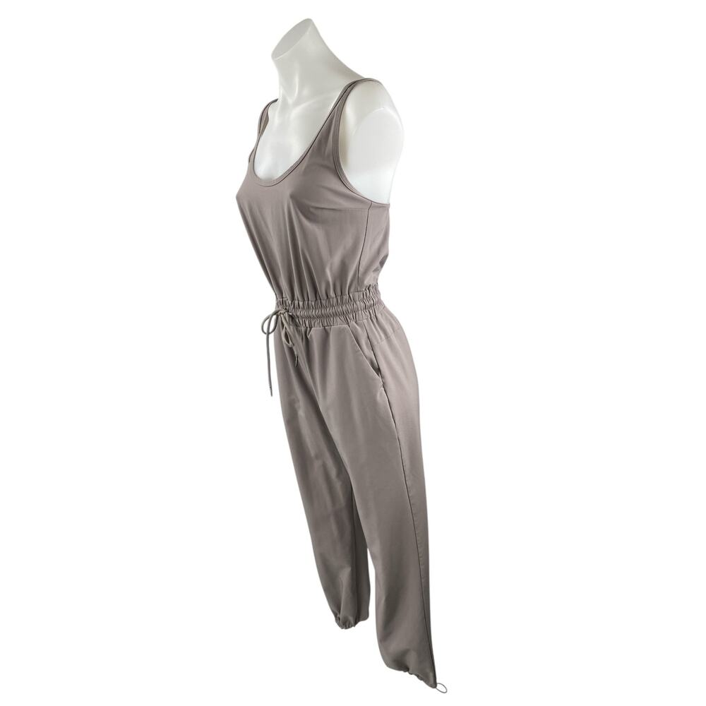 Abercrombie & Fitch Scoop Neck Sleeveless One Piece Tank Jumpsuit Romper Size XS - Picture 3 of 5